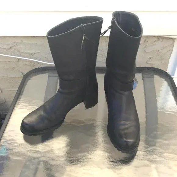 Stuart Weitzman Leather Boots, Size 7.5M - Picture 4 of 6